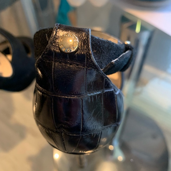 MICHAELMicheal Kors Black Leather/Suede High Heel Buckle/Circular Logo Sz 8.5 - Picture 12 of 16